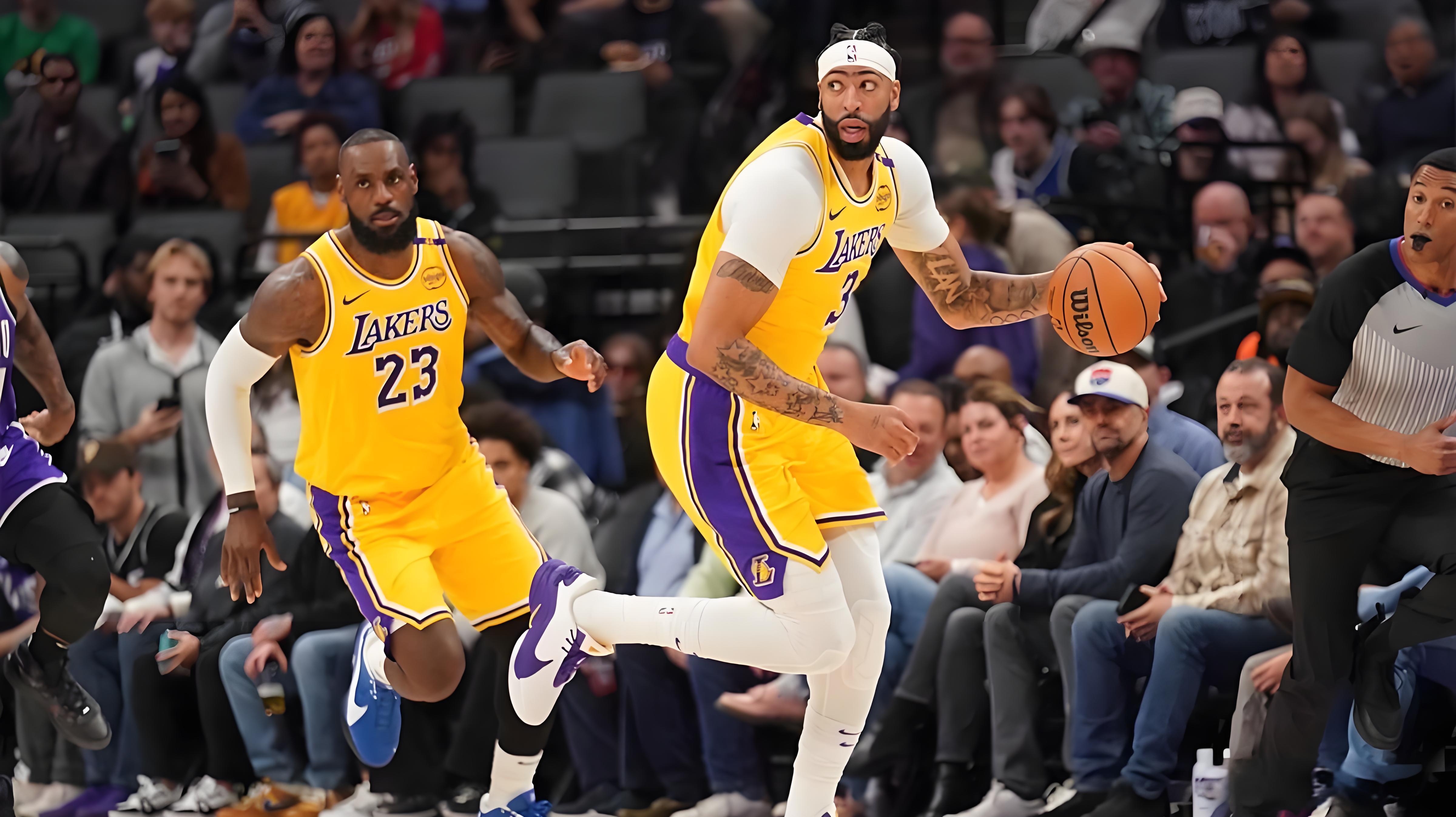圣安东尼奥马刺训练开放日,赛后单刀错失引欢呼,NBA常规赛在即,纪律约束更严格的简单介绍 圣安东尼奥马刺训练开放日,赛后单刀错失引欢呼,NBA常规赛在即,纪律约束更严格的简单介绍