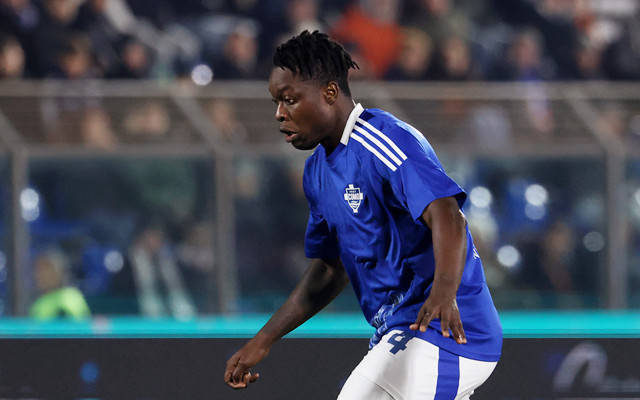 关于国际米兰训练开放日，转会期状态回暖引欢呼，足总杯在即，轮换策略成焦点的信息